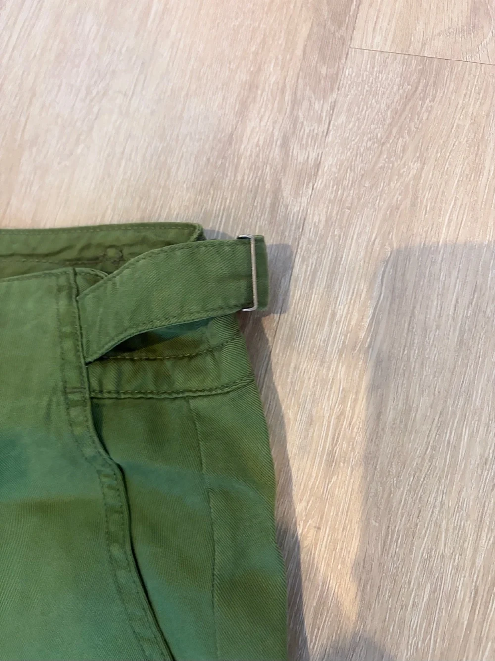 Nicole Miller New York Olive Green Lyocell Cargo Pants | Size 4
